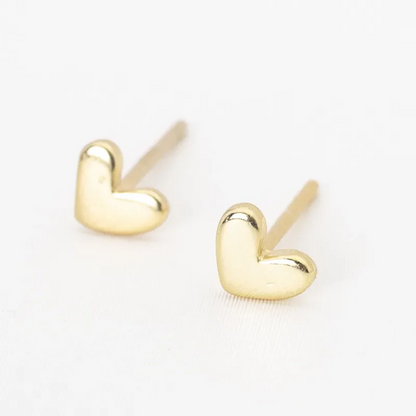 Dainty Heart Studs S925