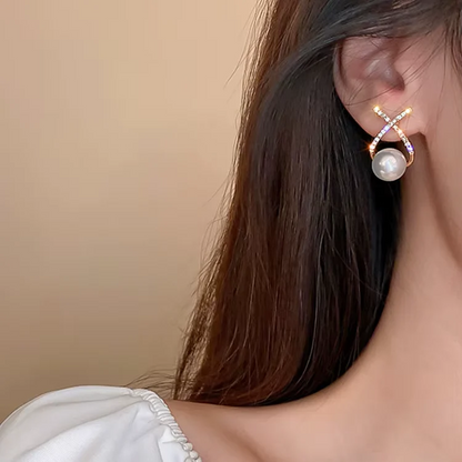 Gleam Pearl Earrings